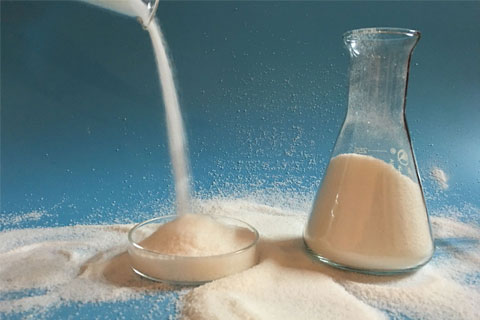 �����Ӿ۱�ϩ����